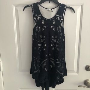 Anthropologie, Akemi + Kin  Top Large